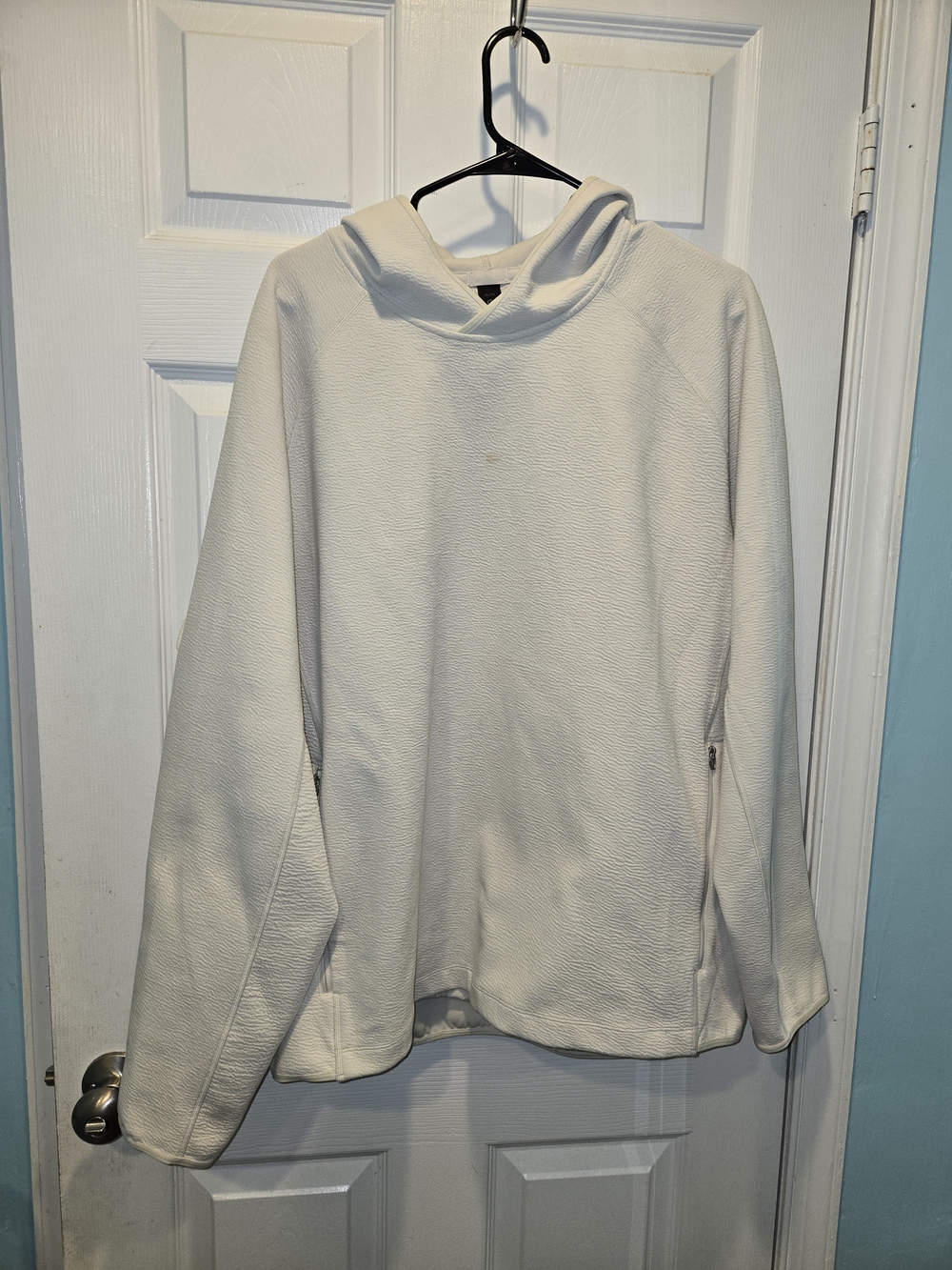 Lululemon Textured Spacer Pullover Hoodie in the "Bone" colorway. Women's Sz XL.